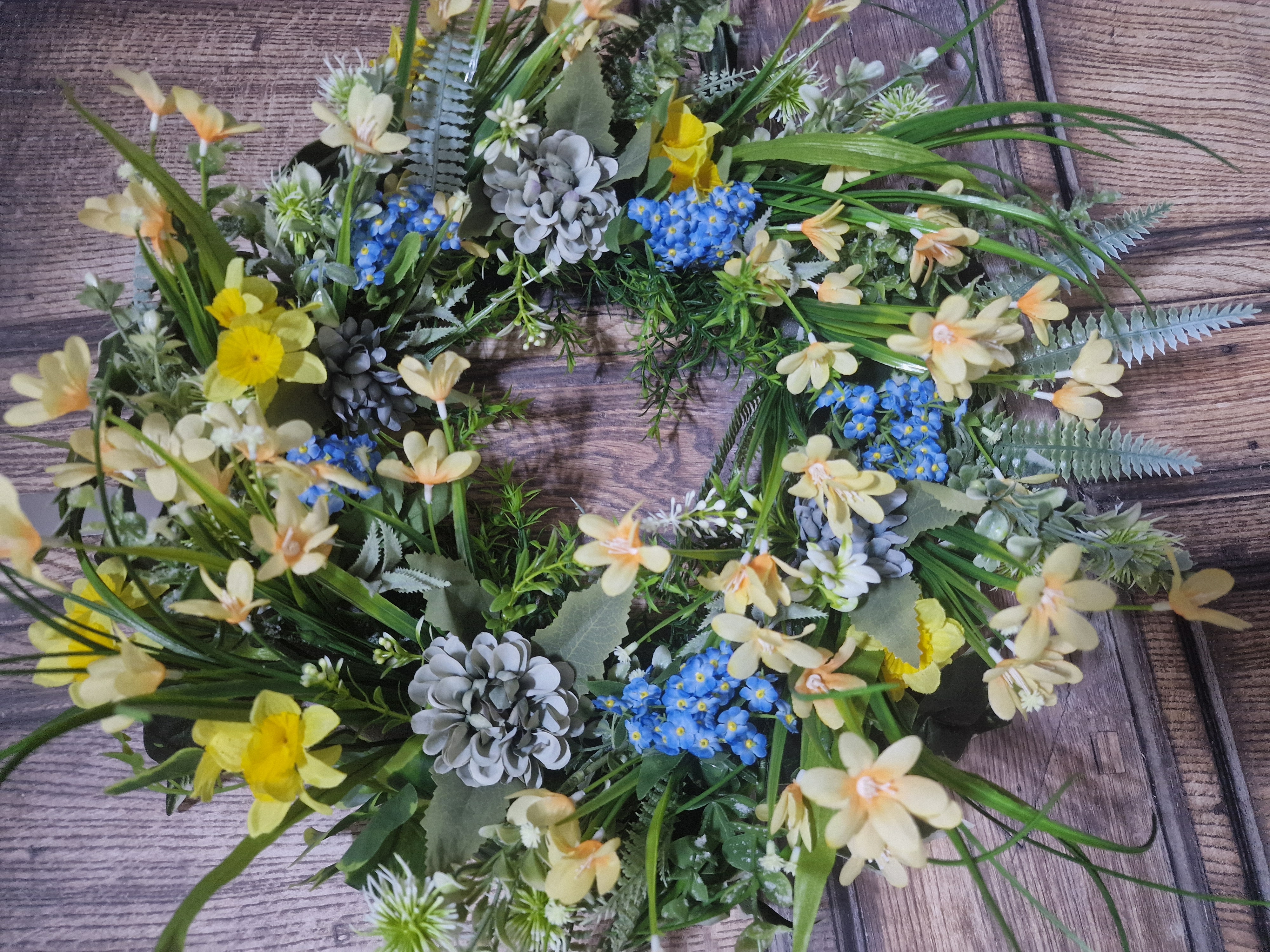 Narcissus and Forget me Not Meadow wreath - Handcrafted by Steve's Wreath Decs