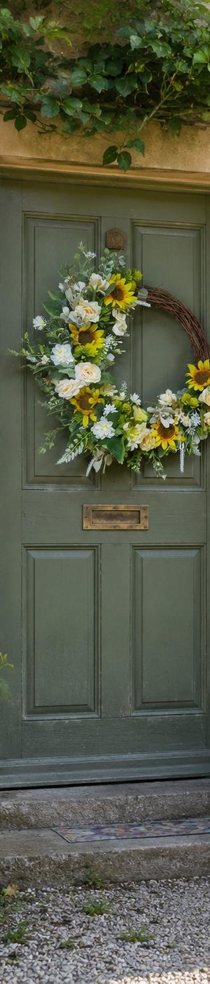 Ivory Rose and Sunflower